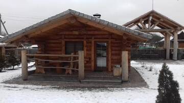 Фото номера Семейный номер с душем Отель River club г. Pyetrykaw 6